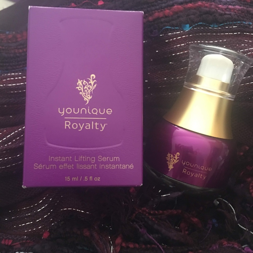 Instant Lifting Serum